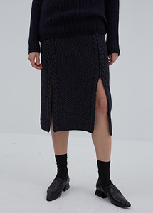 CURTAIN SKIRT NAVY (WOOL CABLE KNIT SKIRT)
