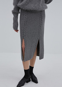 CURTAIN SKIRT GREY (WOOL CABLE KNIT SKIRT)